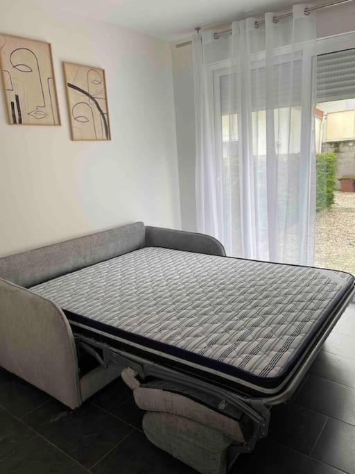 Апартаменти Studio Tout Confort, Au Pied De Toute Commodite, 2 Кретей Екстер'єр фото